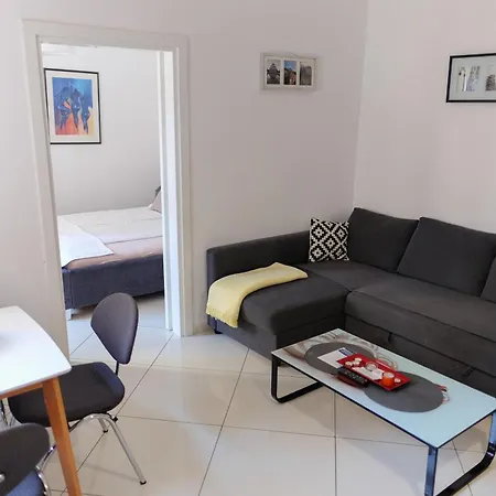 アパート Luna Terazije ベオグラード